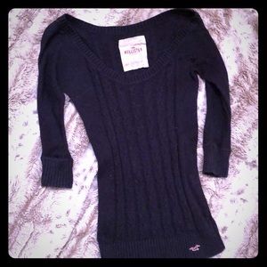Blue 3/4 length sleeve sweater